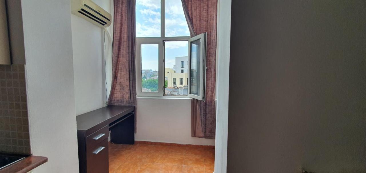 City Center Majestic Studio Apartment Bucharest Luaran gambar